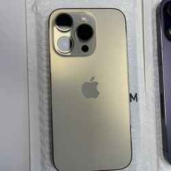 iPhone 14 Pro Max On Sale 128Gb With Warranty And AirPods For Free !!!