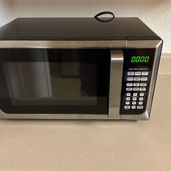 HamiltonBeach microwave 