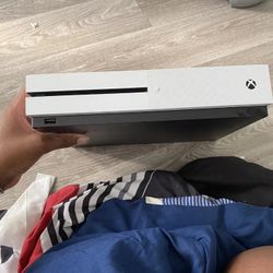 Xbox S 1Tb With Controller