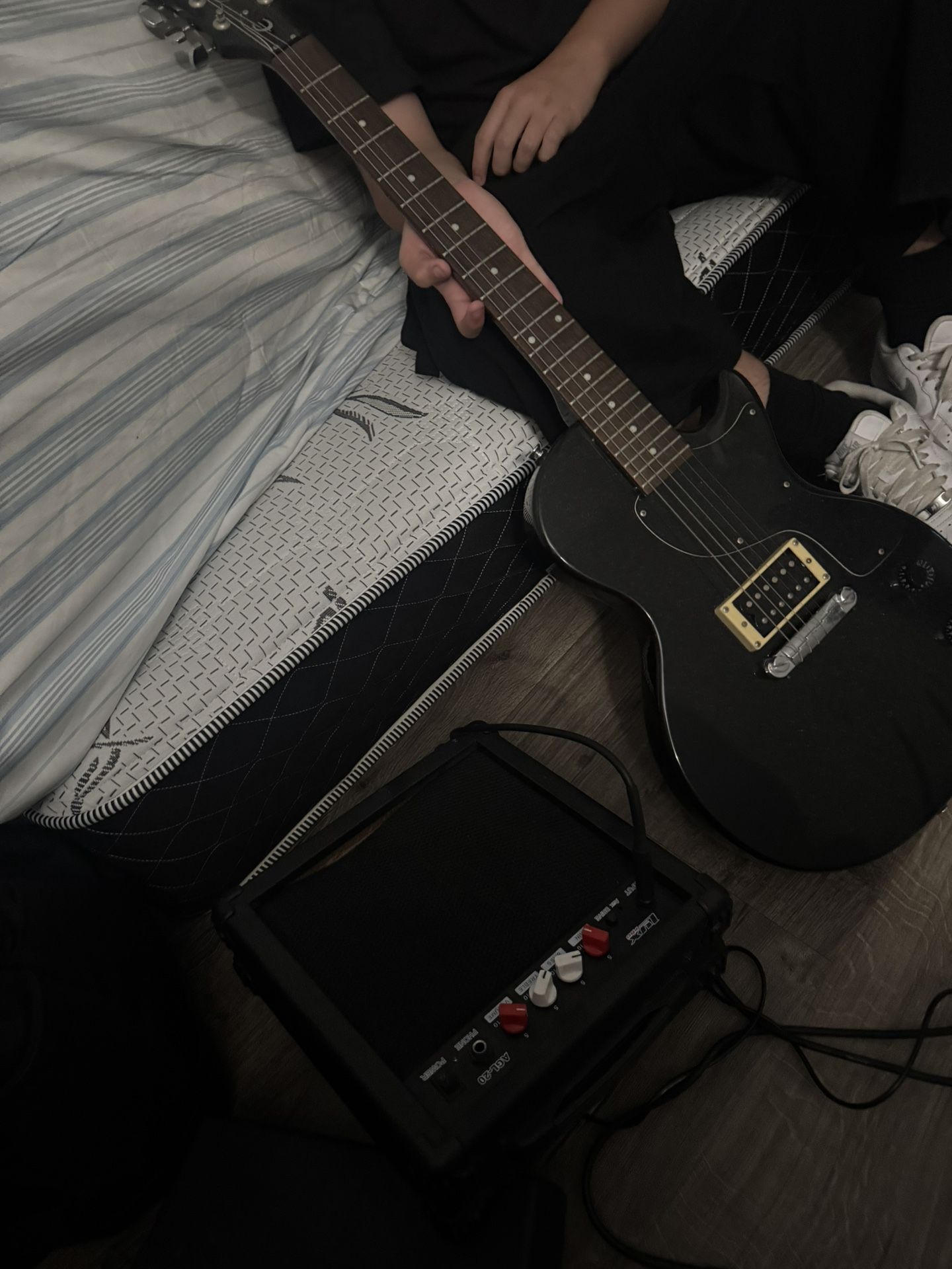 Guitar