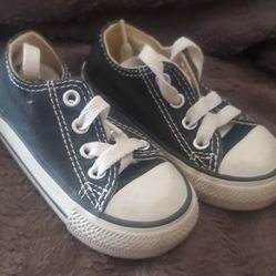 Kids Converse Size 4