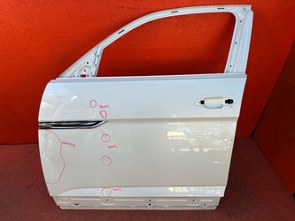 2022 - 2025 VOLKSWAGEN ATLAS CROSS SPORT LEFT DRIVER SIDE FRONT DOOR SHELL OEM