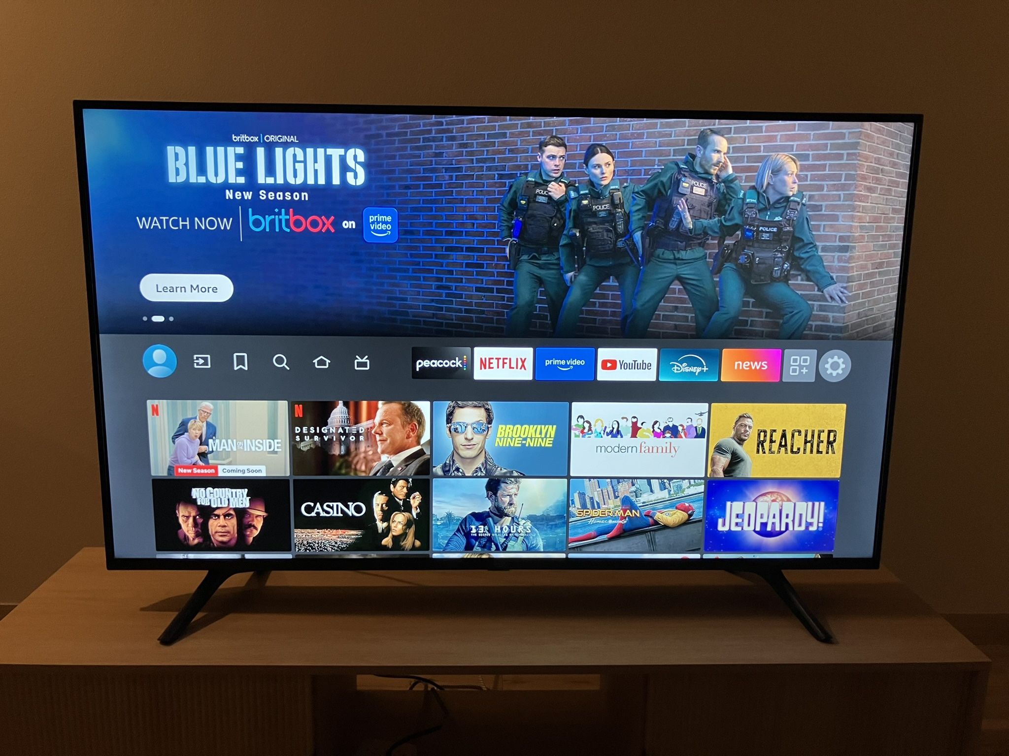 Amazon Fire TV 55" 4-Series 4K UHD smart TV