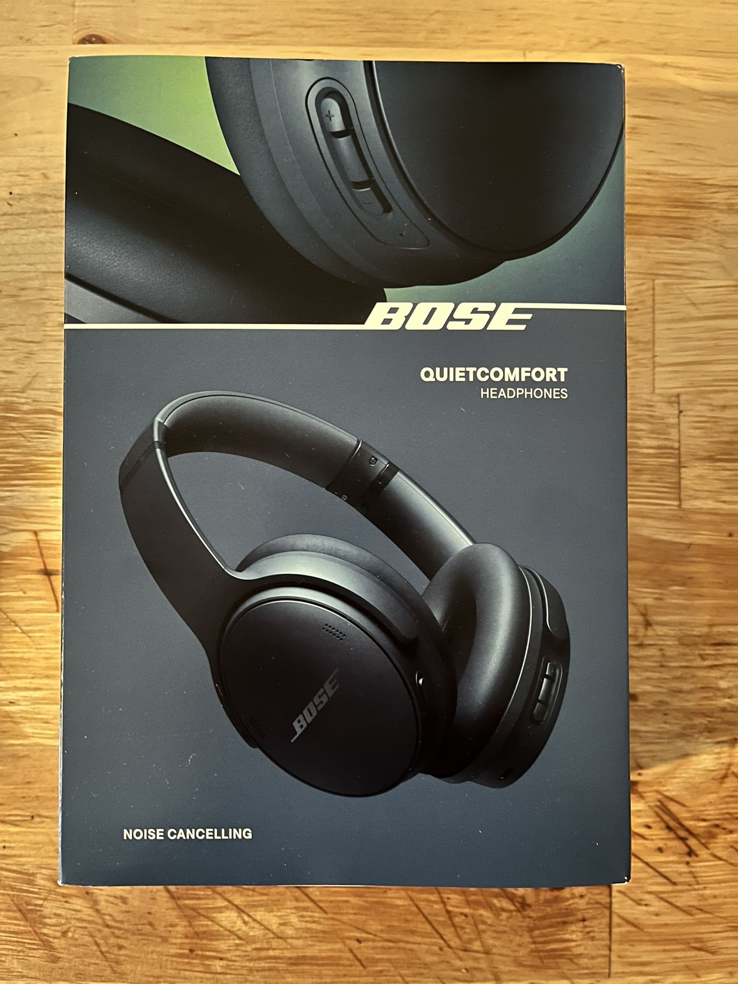 Bose QuietComfort Headphones Limited Edition Twilight Blue - New In Box