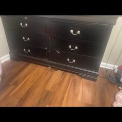 Dresser Brown 