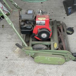 California trimmer  20” Reel Briggs Stratton 3.5HP