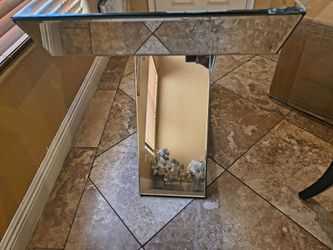Mirrored Couch table