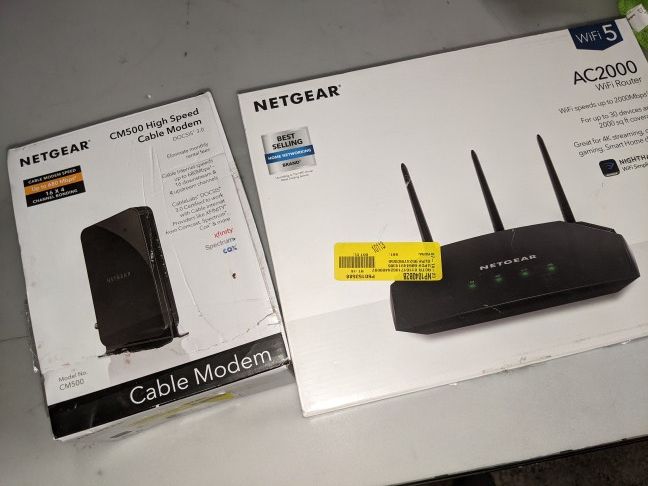 Cable Modem And WiFi Router Set Netgear CM500 R6850 AC200