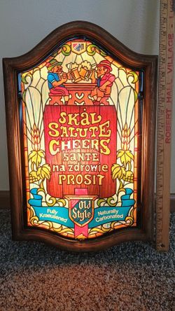 Vintage 1980s Heileman's Old Style Beer Tiffany Style Face Light Up Sign. See our other great vintage art antiques Sports jewelry beer signs Furniture