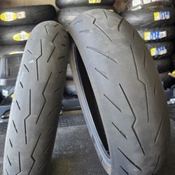 Pirelli Diablo Rosso IV Set (120/70/17 & 180/55/17)