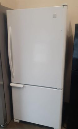 Kenmore Bottom Freezer White Refrigerator

