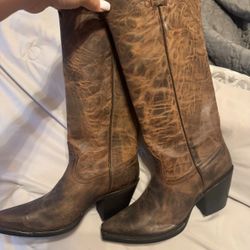 Shyanne Leather Cowboy Boots
