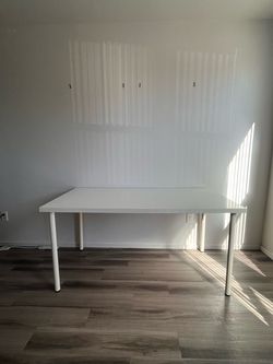 IKEA White Desk/Table