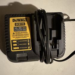 Dewalt Battery Charger (pickup in hesperia ca)