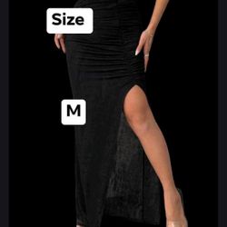 New Women’s Skirt Size Medium 