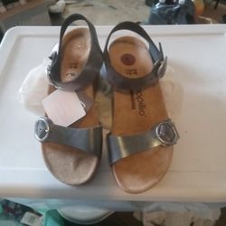 Papillio wedge Made By Birkenstocks  Woman Sz8