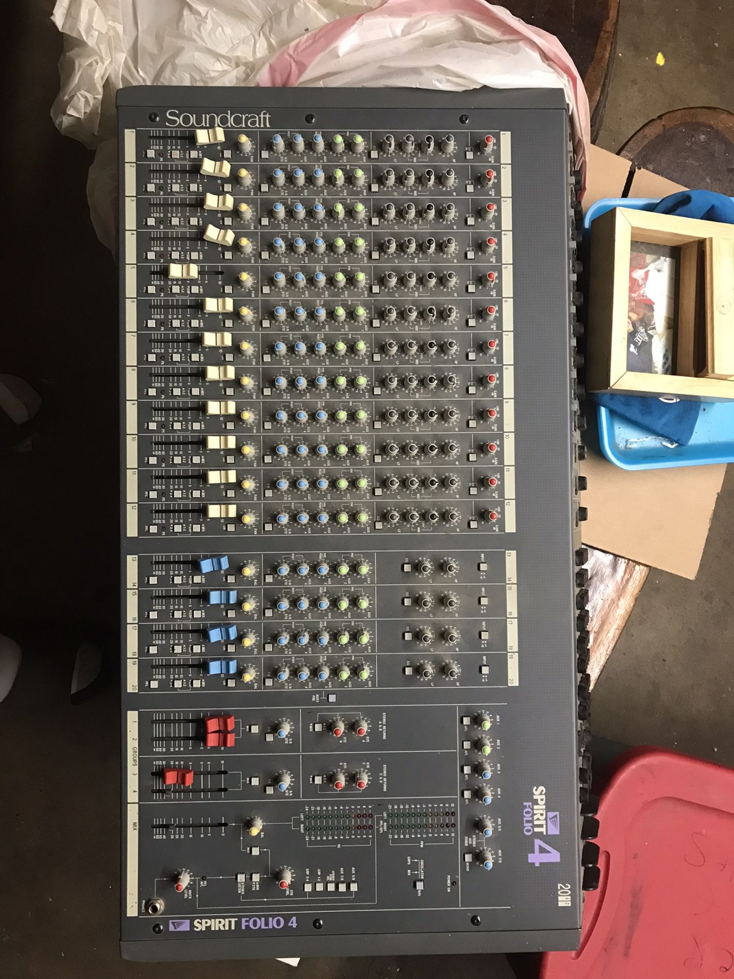 Soundcraft Spirit 4 Folio 2042