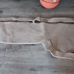 95' Toyota Avalon Dash Cover $10