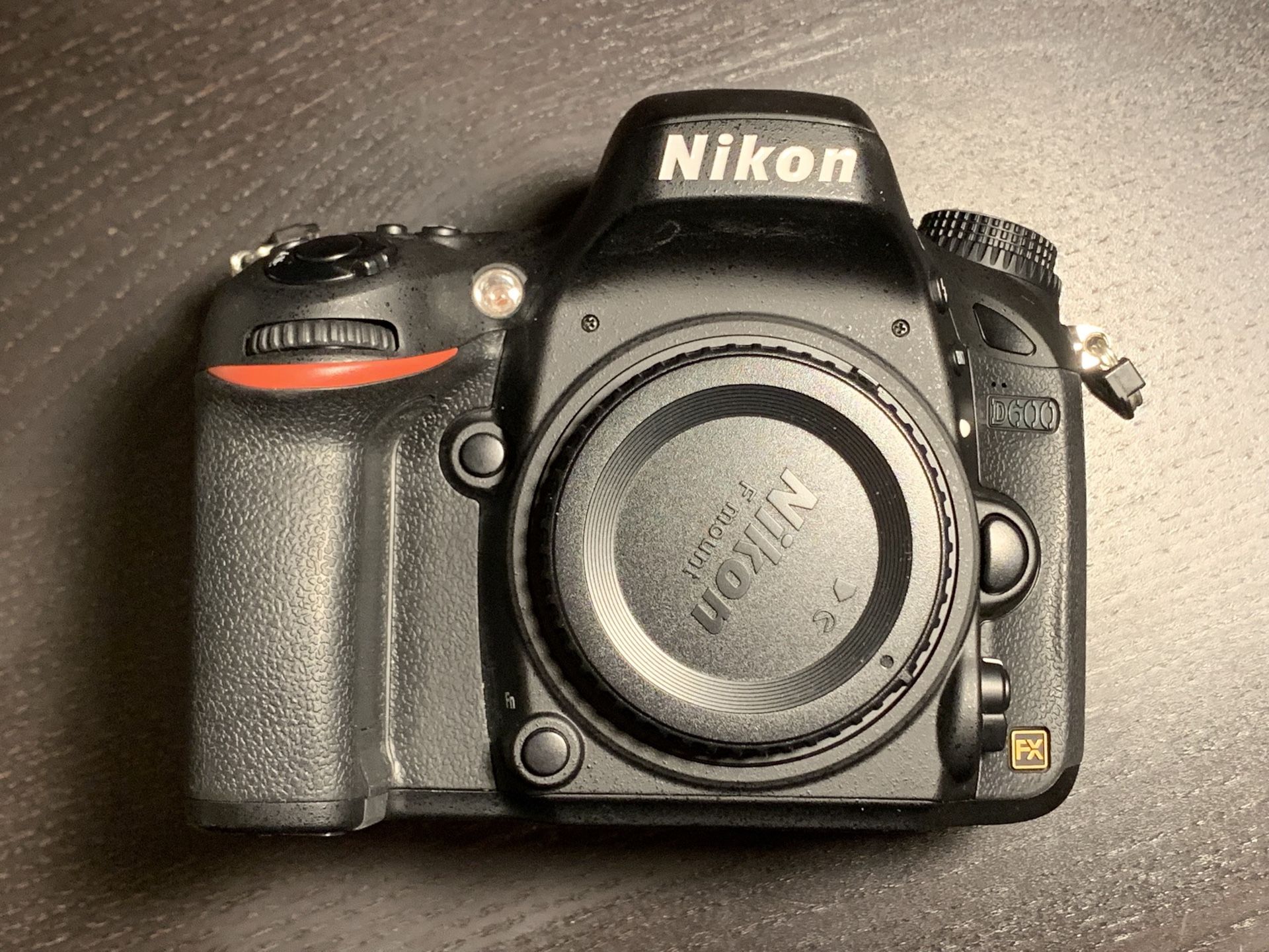 Nikon d600