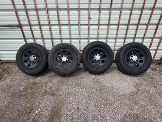 2007-2014 Chevy Tahoe PPV 17 inch wheels and tires