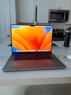 MacBook Pro 2021 16” M1 Pro 16GB RAM/512GB SSD