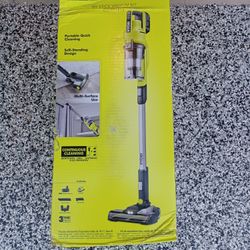 STICK VACUUM RYOBI 18V BATTERY AND CHARGER INCLUDED 
