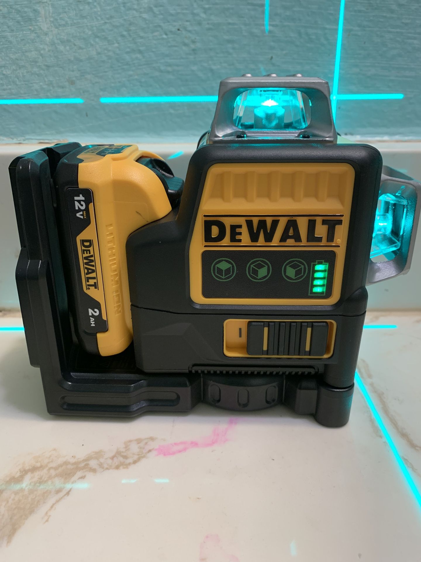 Quality, Self Leveling Laser