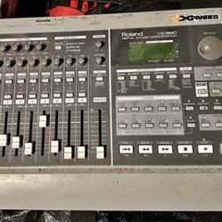 Roland VS-880 Digital Studio Workstation