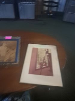 Used picture frames