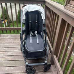 Uppababy Cruz V2