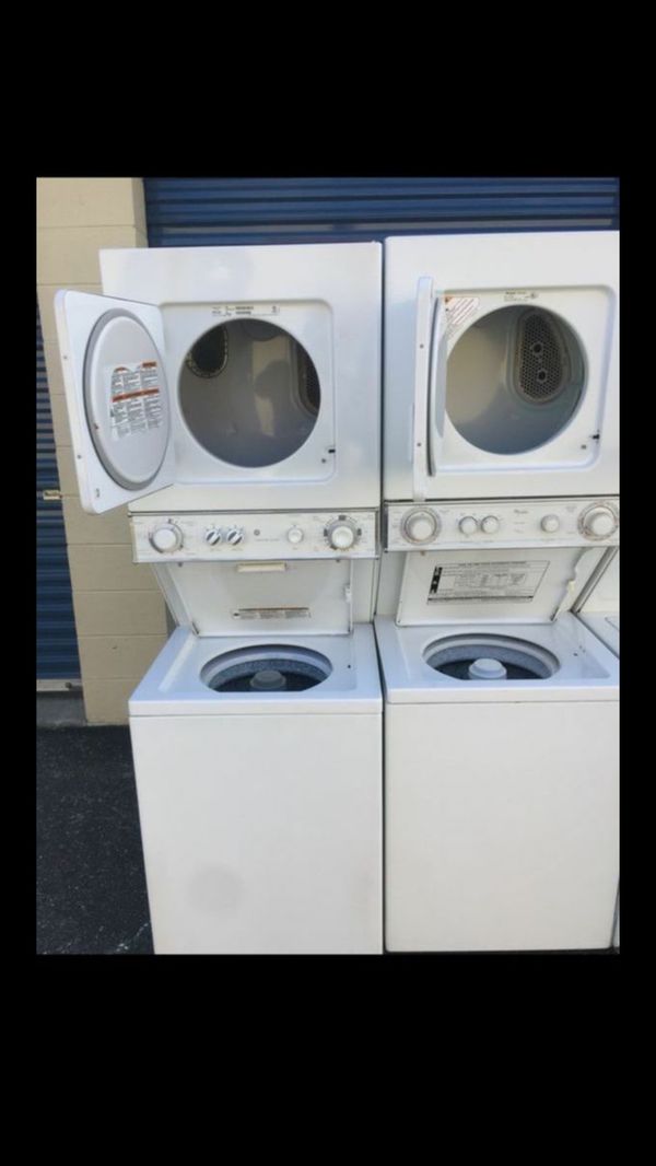 NICE CLEAN WHIRLPOOL 24” thin twin stackable washer & dryer unit.320