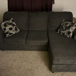 86” Wide Sectional 