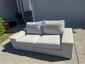 Free couch!