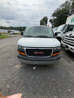 2015 GMC Savana Cargo