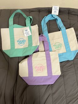 Trader Joe’s mini totes pastel