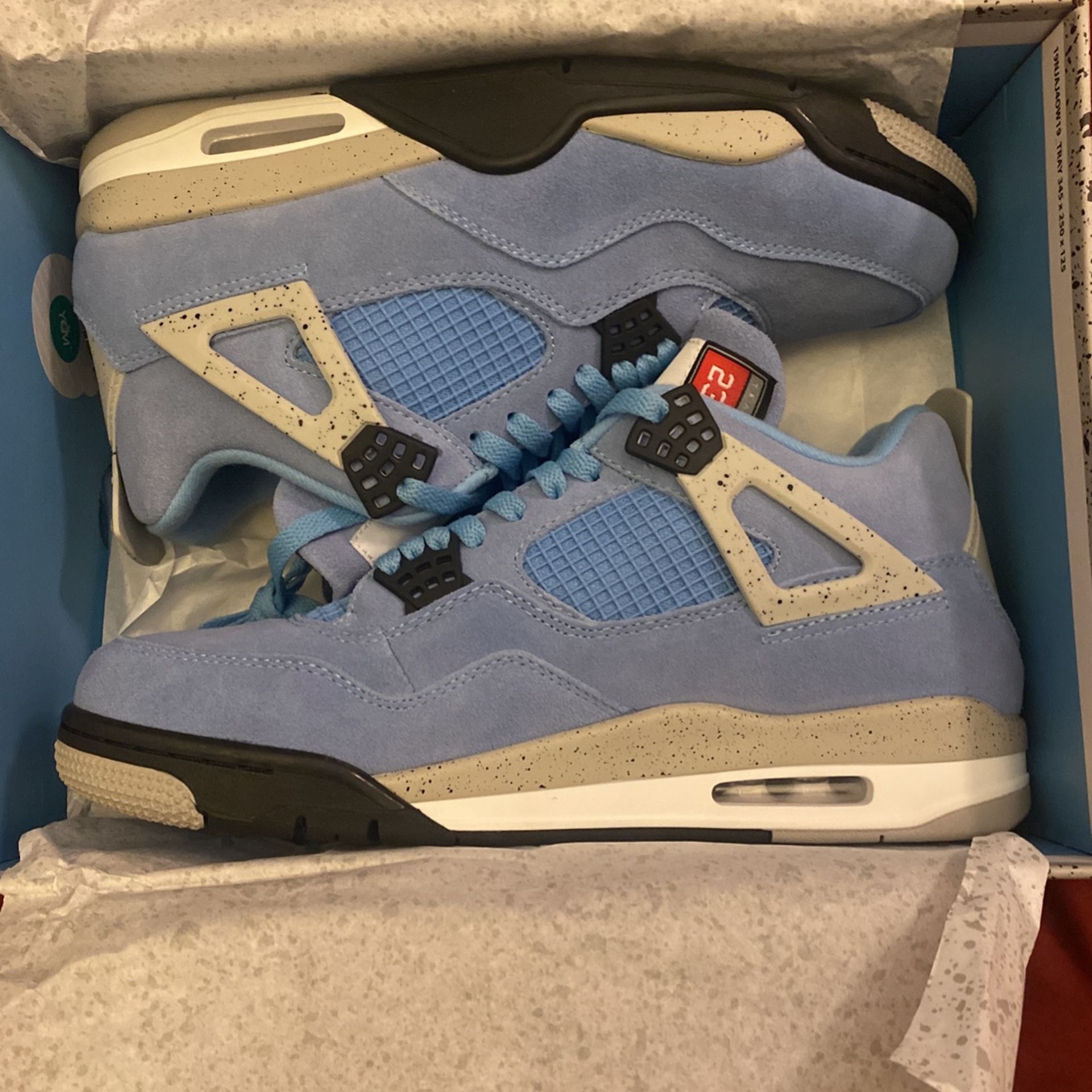 Jordan 4 University Blue