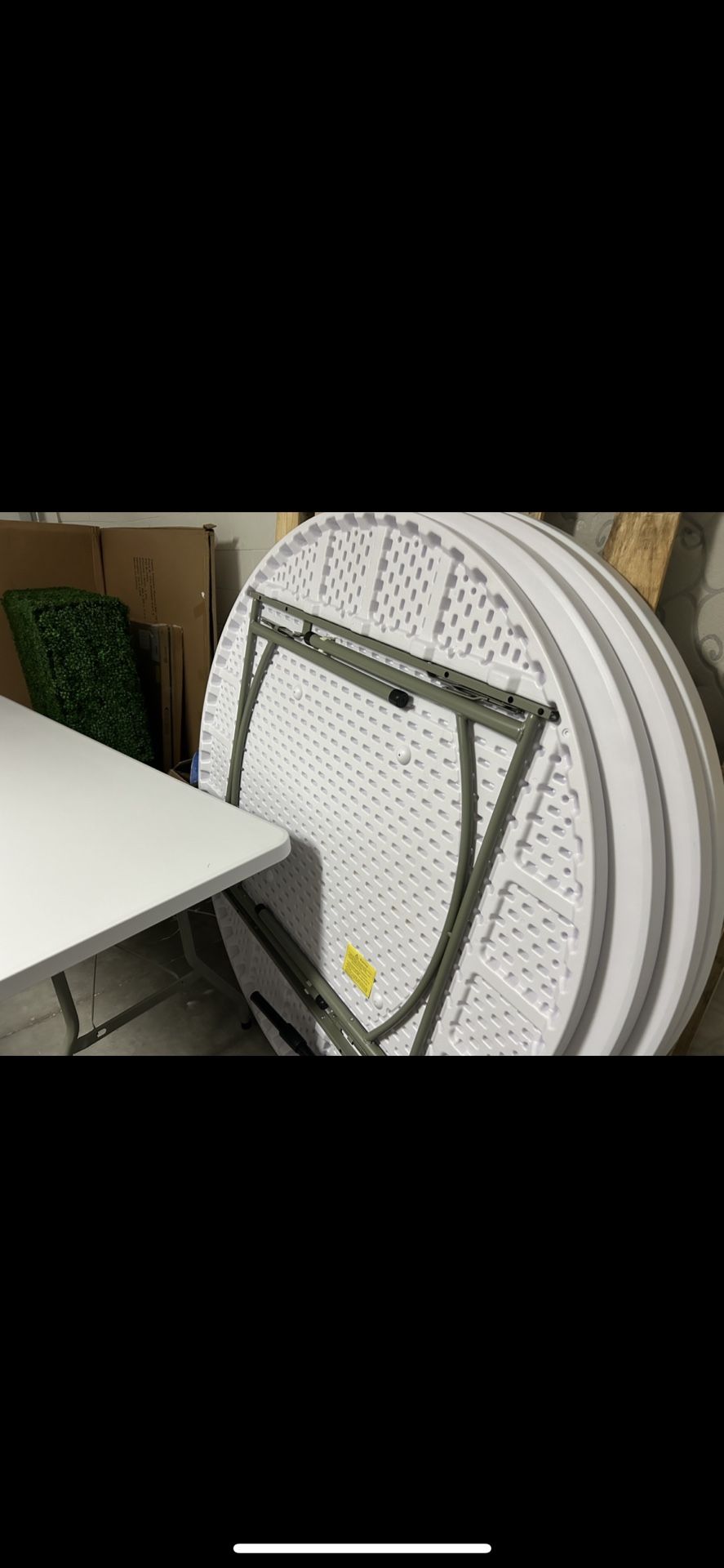 Round Tables