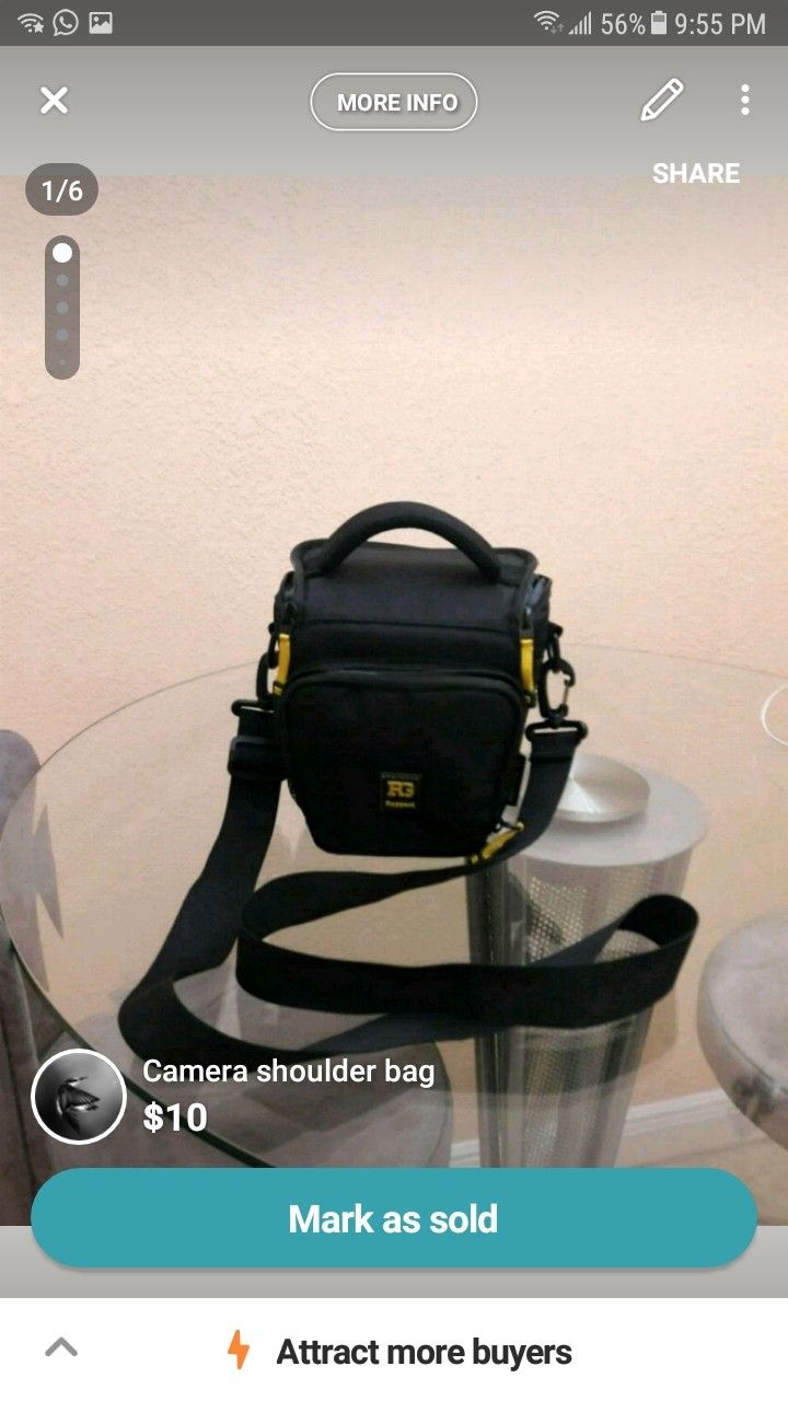 Camera shoulder bag