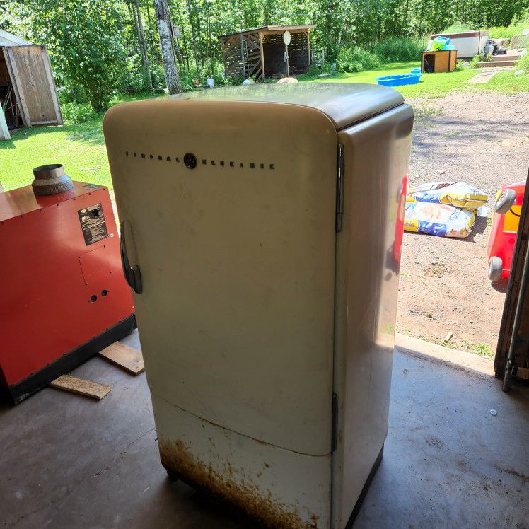 Vintage General Electric Refrigerator 