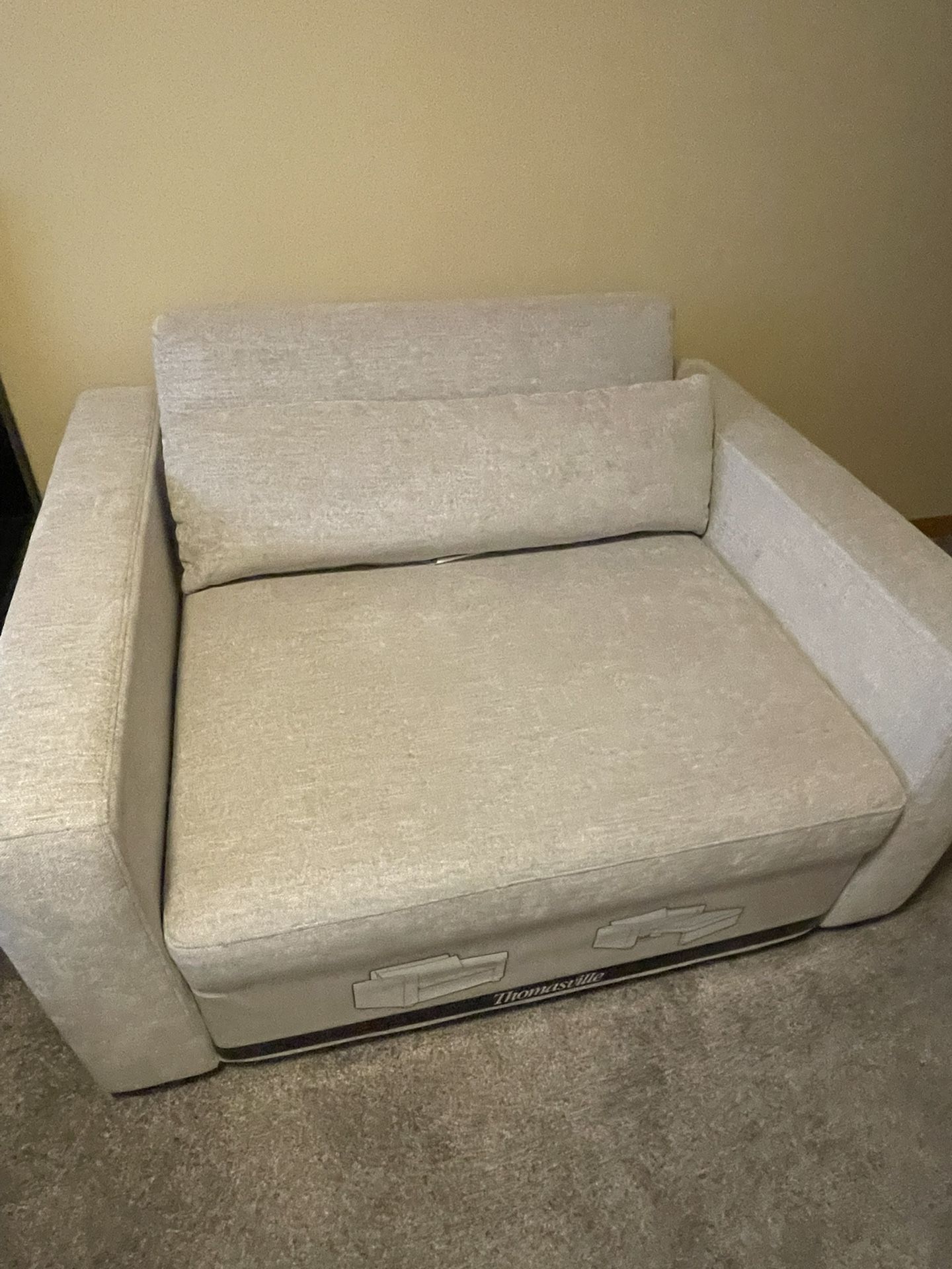 Twin Sizes Sleeper Chair 