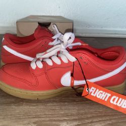 Nike SB Dunk University Red Size 6