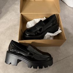 Black Women’s Loafers 7.5 Women’s 