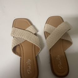 New Pink Lily Sandals