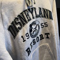 Sweater Disney