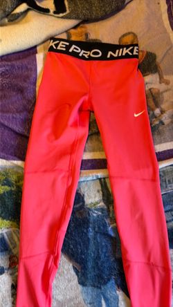 Nike pro