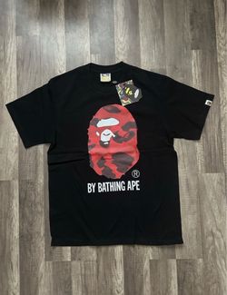 BLACK RED CAMO SHIRT SIZE MED, AND LARGE‼️‼️