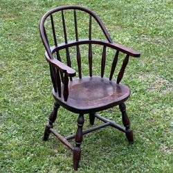 Antique Wood Childs Windsor Bow Back Armchair By Nichols & Stone Co