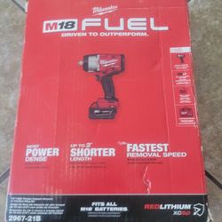 BRAND NEW MILWAUKEE 2967-21B M18 FUEL 18V BRUSHLESS CORDLESS 1/2" IMPACT WRENCH KIT 