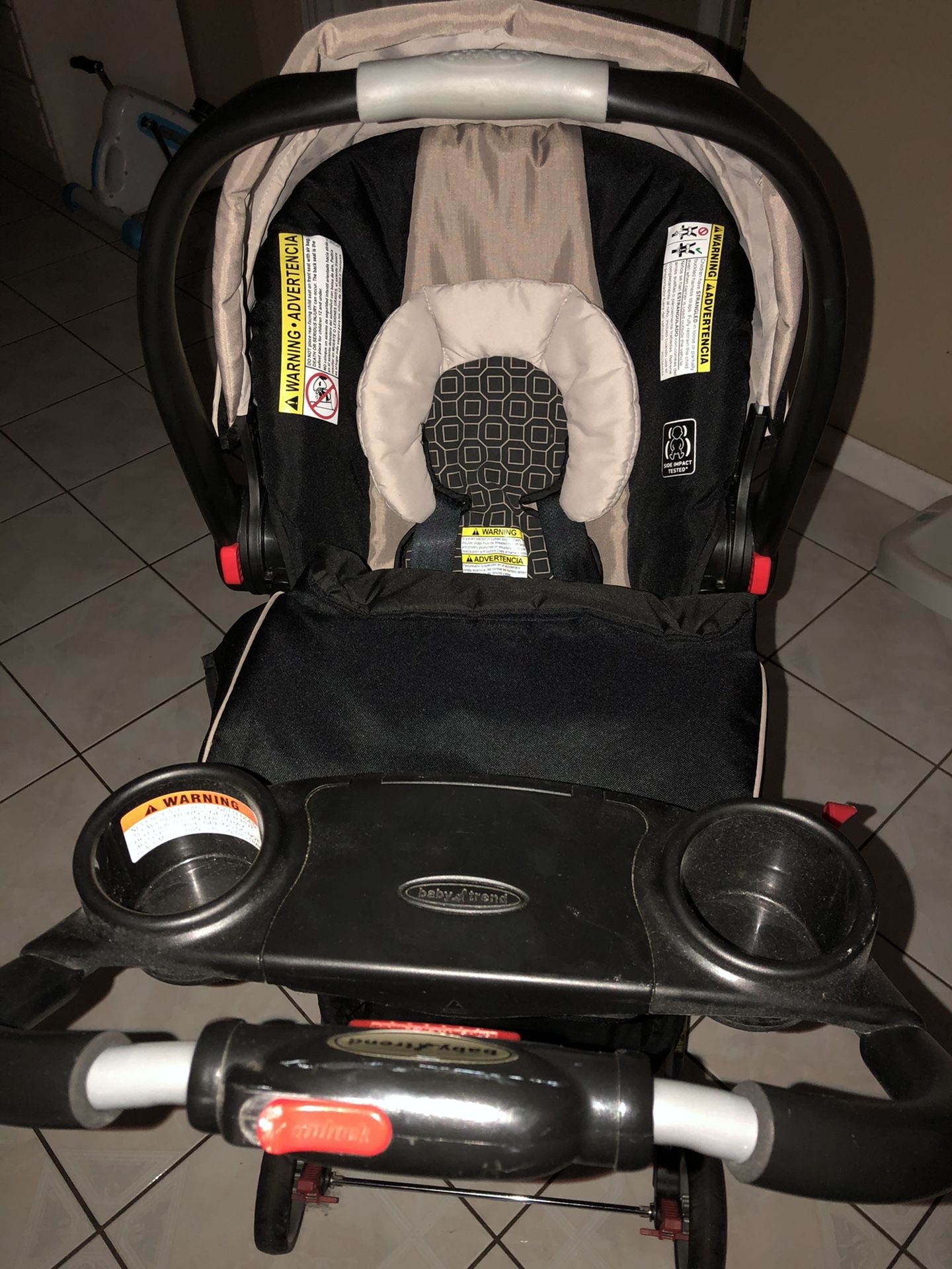 Baby trend car seat/stroller