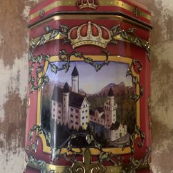Cookie tin Music Box